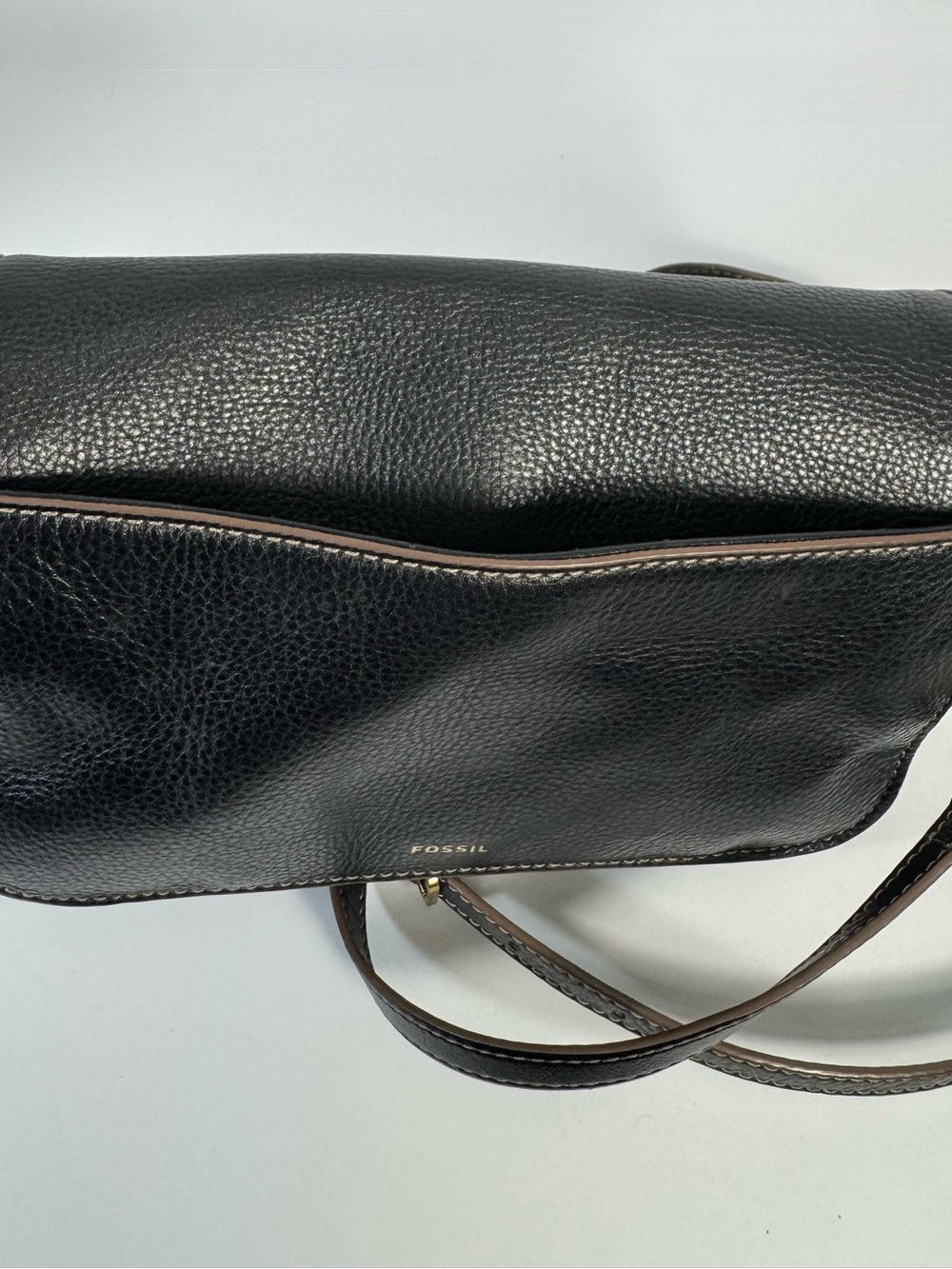 Fossil Black Leather Crossbody with Brown Trim - Picture 15 of 15